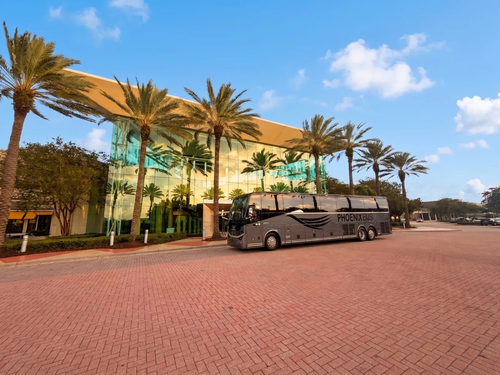 Phoenix Bus motorcoach at The Mall at Millenia in Orlando during an executive group shopping transfer